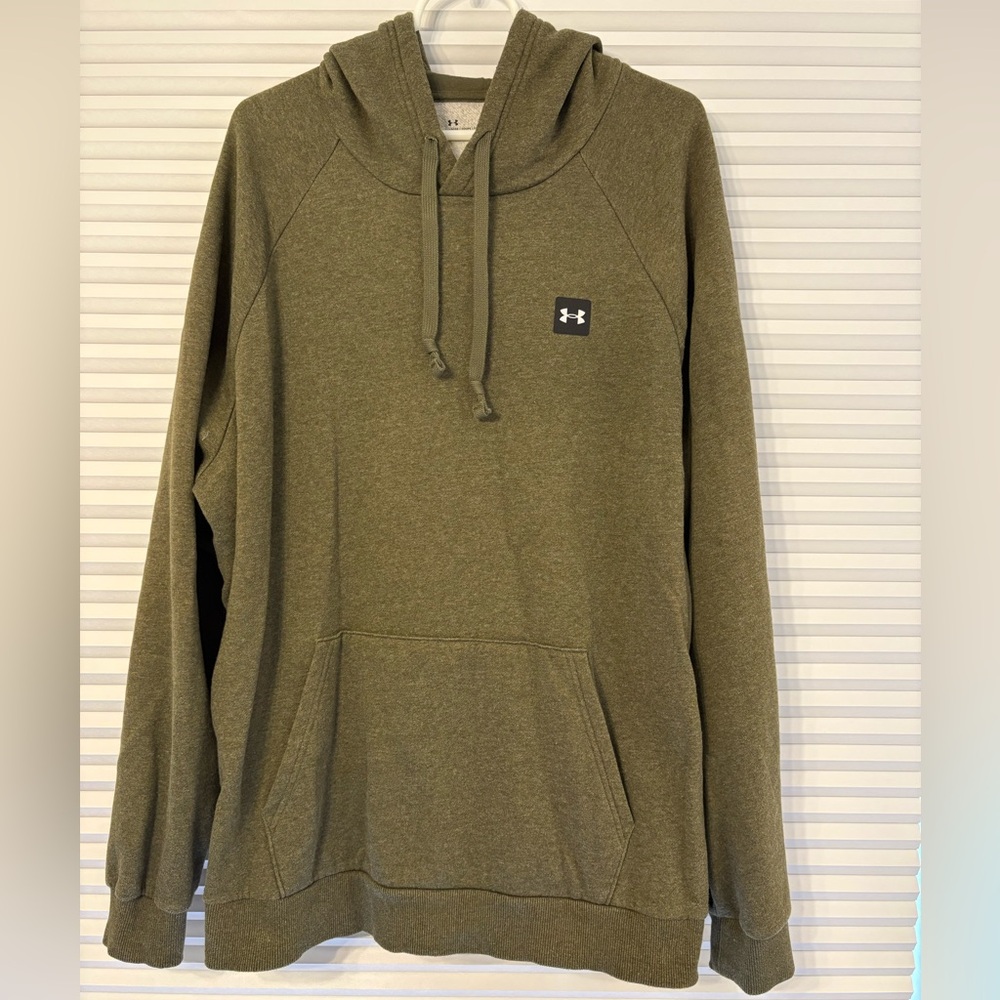Mens XL Under Armour Olive Green Loose Fit Hoodie